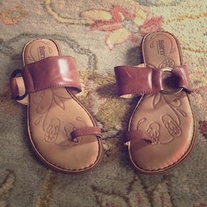 Born Tan Colored Flat Leather Sandals